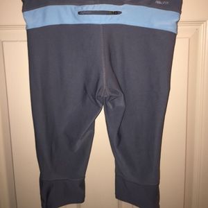 Size L, NikeFITDRY legging (Polyester/Spandex)